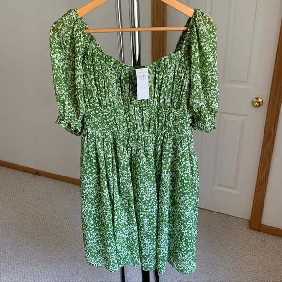 Abercrombie & Fitch Green Puff Sleeve Mini Dress NWT Medium Tall - Picture 3 of 12